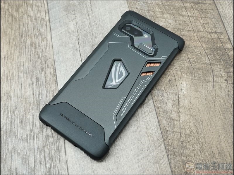 ROG Phone 大全套開箱 - 60