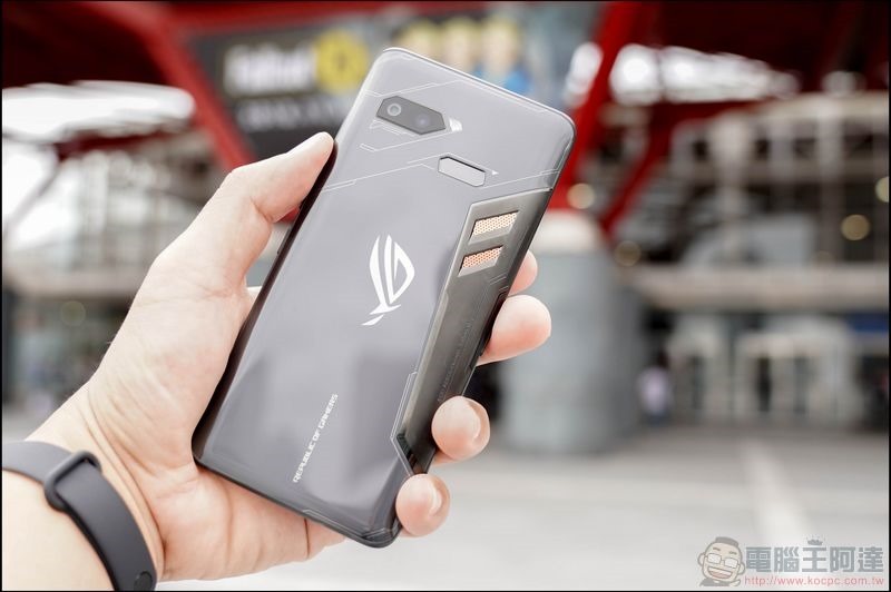 ROG Phone 大全套開箱 - 62