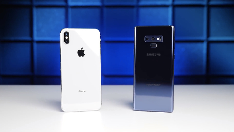 iPhone XS Max 和 Samsung Galaxy Note 9 續航力 比拼，超公平、用機器人來操作 - 電腦王阿達