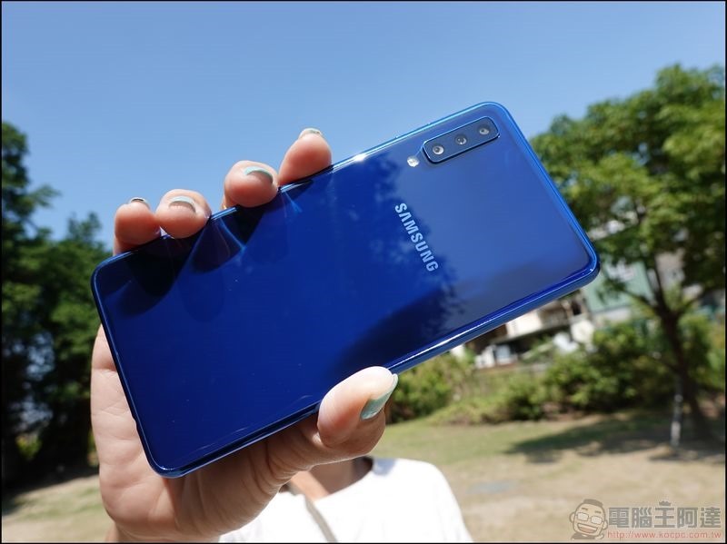 Galaxy A7 開箱 - 13