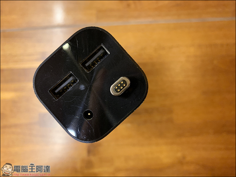 ELECJET 磁吸快充電源線 開箱動手玩： L 型轉角設計更安全，一線多用途超方便！ - 電腦王阿達