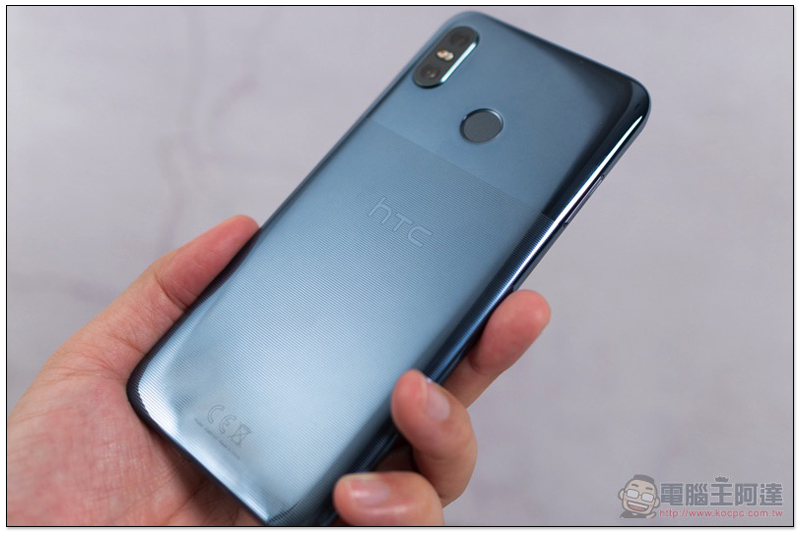 HTC U12 Life 開箱 測試 、評測、評價：美型雙質感超值中階機 - 電腦王阿達