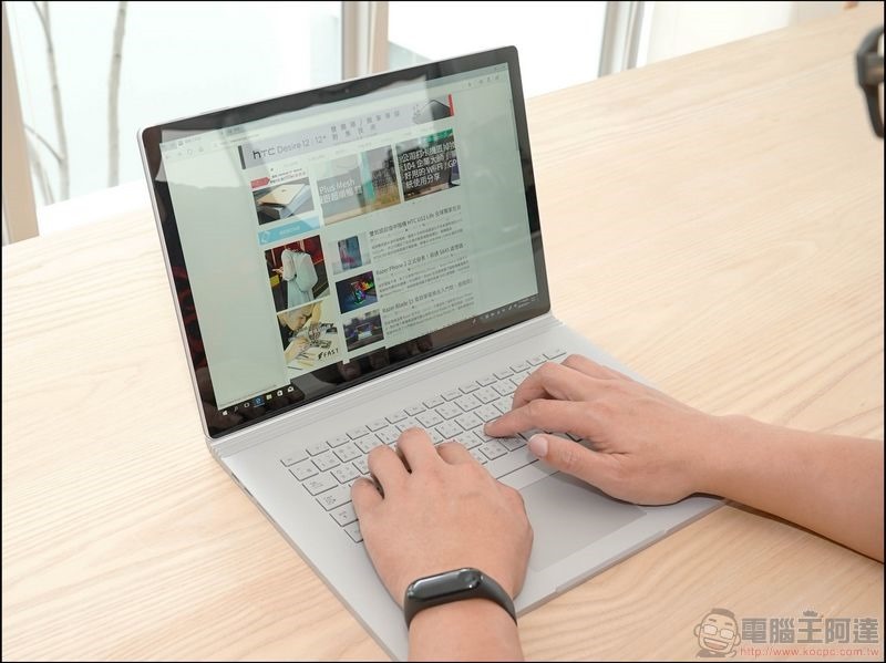 微軟新款 Surface 傳搭載雙螢幕並能跑 Android app？ - 電腦王阿達