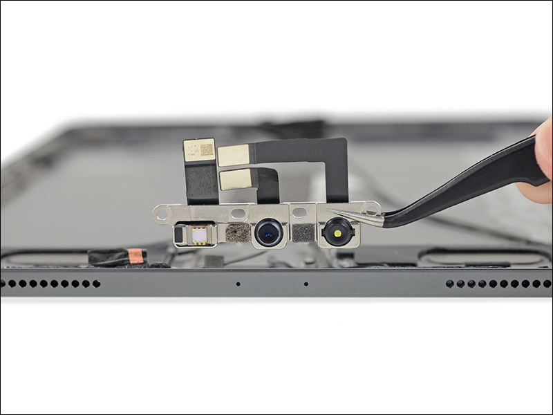 iPad Pro (2018) 被 iFixit 拆解：4 組（8 顆）揚聲器、電池微幅縮小、更容易維修 - 電腦王阿達