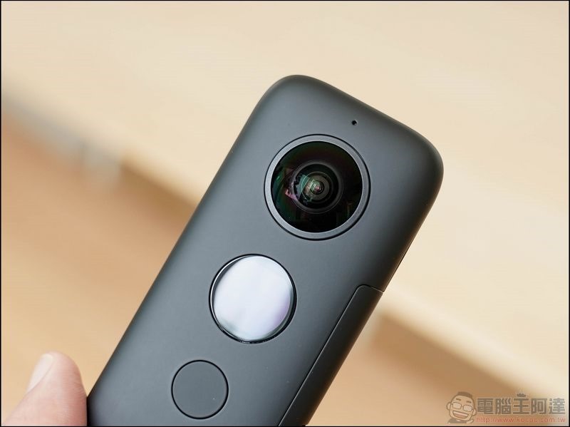 INSTA 360 One X 開箱 - 09