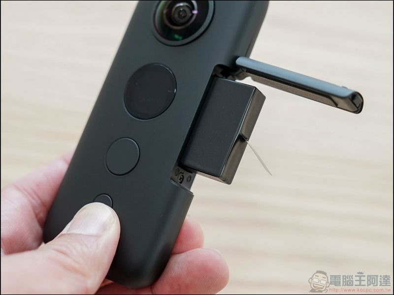 INSTA 360 One X 開箱 - 13