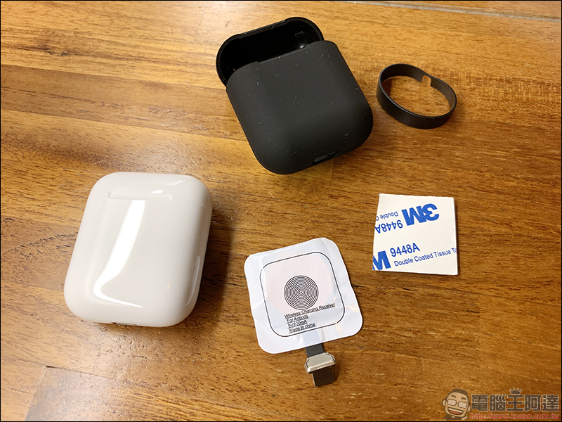 Vinpok Plux 三合一 Qi 無線充電盤 開箱動手玩，比起 AirPower 更強大、超值的無線充電器 - 電腦王阿達