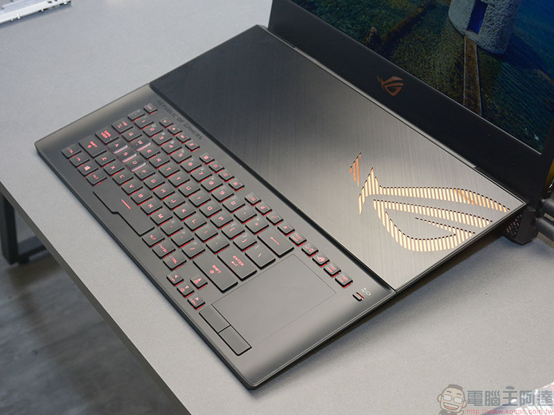 ASUS ROG Mothership GZ700 電競筆電動眼看，可拆式設計更符合人體工學 - 電腦王阿達