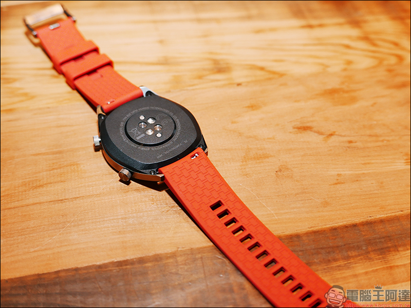 HUAWEI WATCH GT 46mm 活力款 開箱動手玩 ：內建 GPS、氣壓高度計、電子羅盤，兩週超長續航的時尚運動夥伴 - 電腦王阿達