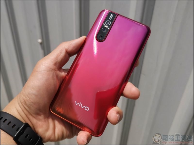 vivo V15 Pro 開箱 - 14