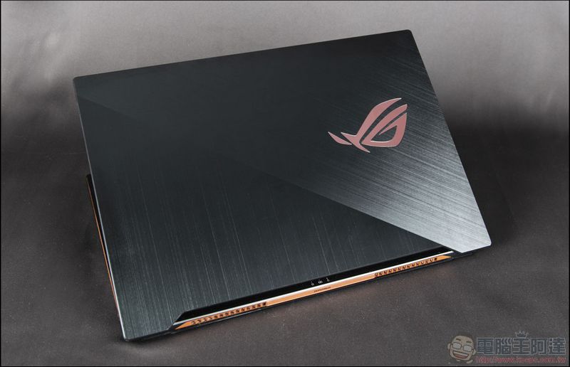 ROG Zephyrus GX701 開箱、評測 絕美大視界 輕薄電競筆電的完美巨作 - 電腦王阿達