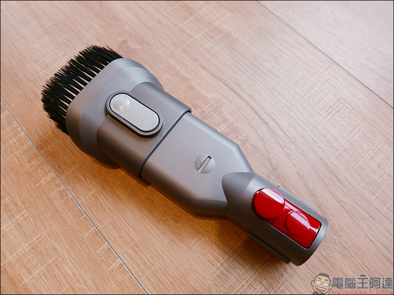 Dyson V11 Absolute 開箱 、評測、評價 最強無線吸塵器再進化，吸力更強、新增螢幕更實用 - 電腦王阿達