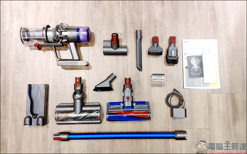 Dyson V11 Absolute 開箱 、評測、評價 最強無線吸塵器再進化，吸力更強、新增螢幕更實用 - 電腦王阿達