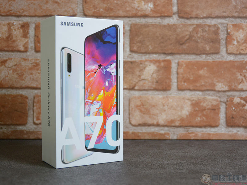 最新 Samsung Galaxy A70 開箱 實拍 ， 長續航、大廣角的絕妙攝影體驗 - 電腦王阿達