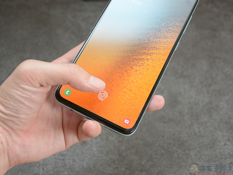 最新 Samsung Galaxy A70 開箱 實拍 ， 長續航、大廣角的絕妙攝影體驗 - 電腦王阿達