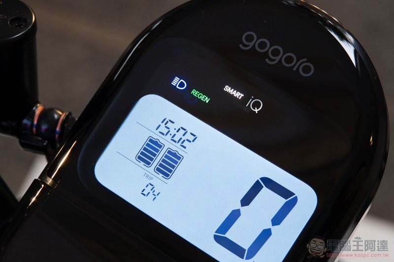 Gogoro 3 系列 正式發表：外型與價格（不到四萬）都同樣可愛的入門車系動手玩 - 電腦王阿達