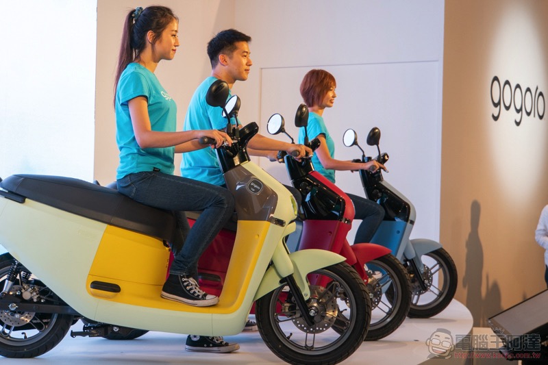 Gogoro 3 系列 正式發表：外型與價格（不到四萬）都同樣可愛的入門車系動手玩 - 電腦王阿達