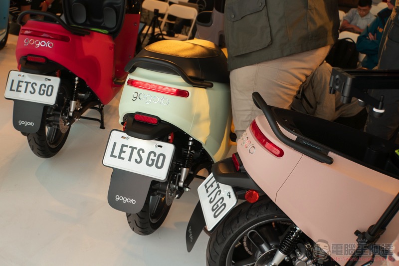 Gogoro 3 系列 正式發表：外型與價格（不到四萬）都同樣可愛的入門車系動手玩 - 電腦王阿達