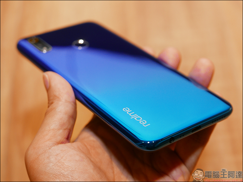 realme 3 簡單動手玩 ：平價入門就有「超級夜景模式」 - 電腦王阿達