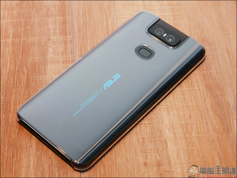 ASUS ZenFone 6 開箱、評測、動手玩 ：全新翻轉鏡頭設計、 5000mAh 大電量超強續航表現，旗艦級 ZenFone 有史以來最大幅進化！ - 電腦王阿達