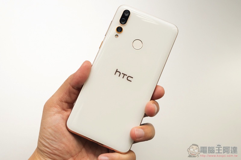 三鏡頭搭載 HTC U19e / Desire 19+ 年度新機登場（動手玩） - 電腦王阿達