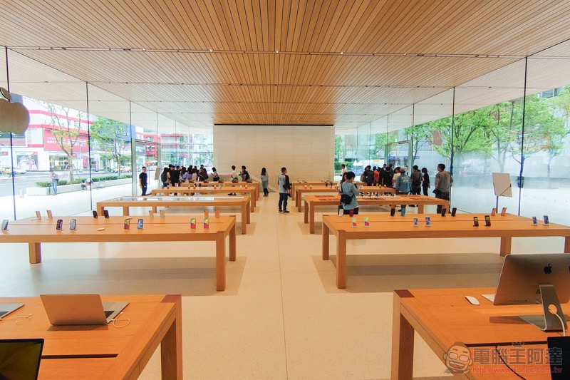 Apple 信義A13 開箱預覽 ！台灣首間獨棟 Apple Store 週六正式開幕 - 電腦王阿達