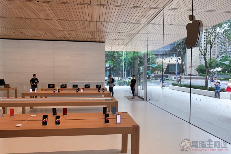 Apple 信義A13 開箱預覽 ！台灣首間獨棟 Apple Store 週六正式開幕 - 電腦王阿達