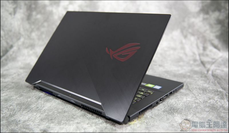 西裝暴徒的化身 輕薄電競筆電 ROG Zephyrus S GX502 開箱評測 - 電腦王阿達