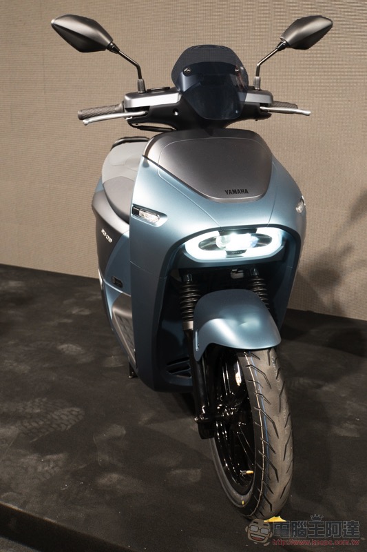 不只是換殼？ YAMAHA EC-05 正式發表 ，首款 Powered by Gogoro Network 電動車實車動眼看 - 電腦王阿達