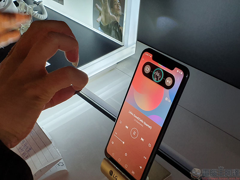 LG G8S ThinQ 魔幻登台，手勢隔空操作、靜脈辨識解鎖等最新科技齊上身 - 電腦王阿達