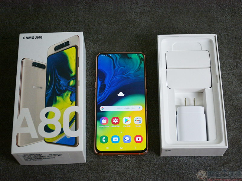 輕旗艦 Samsung Galaxy A80 開箱 、實拍、實測，前後翻轉三鏡頭怎麼拍都出色 - 電腦王阿達