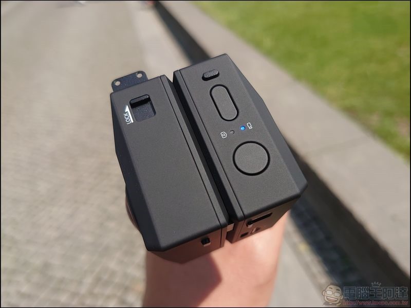 INSTA360 EVO 開箱 - 23