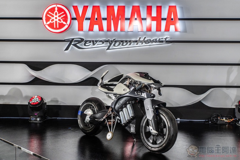 《 2019 國際重型機車展 》本週末騎乘樂趣超展開，YAMAHA 自動駕駛機車現身會場！ - 電腦王阿達