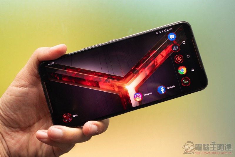 ASUS ROG Phone II 發表動手玩：更「Switch」的電競手機 - 電腦王阿達