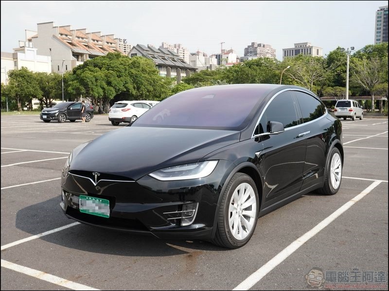 TESLA Model X 開箱體驗 - 01