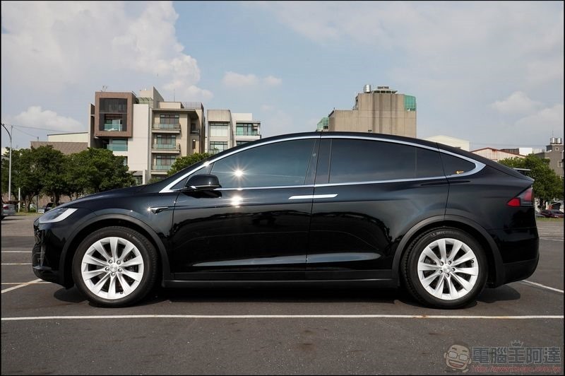 TESLA Model X 開箱體驗 - 03