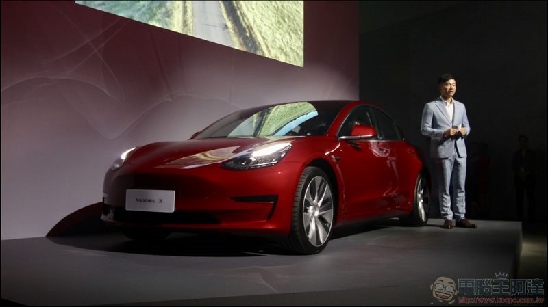 Tesla 因系統問題導致自動緊急煞車系統失效，在美國宣佈召回約 12,000 輛汽車 - 電腦王阿達