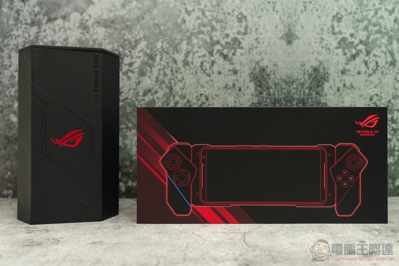 電競手機的完全體 ROG Phone II 大全套 開箱 動手玩（評價 評測 跑分） - 電腦王阿達