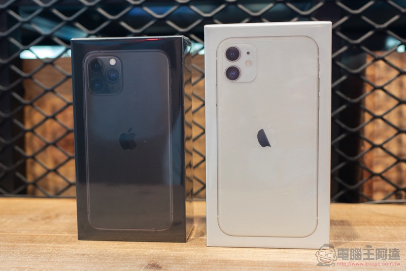 iPhone 11 / iPhone 11 Pro Max 開箱 體驗（同場加「貼」: 膜斯密碼 imos 3D 康寧玻璃 + 全機包膜） - 電腦王阿達