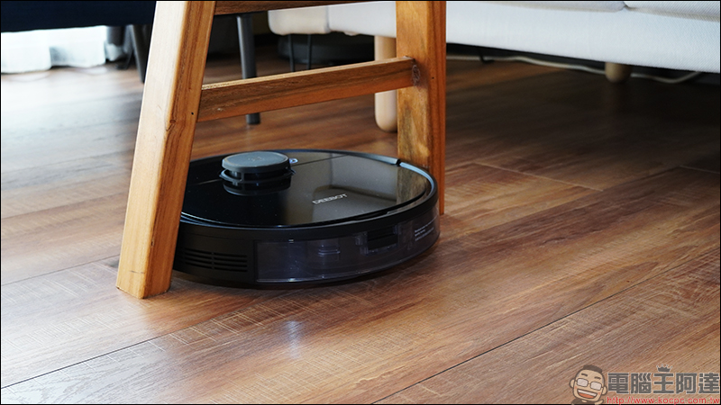 ECOVACS DEEBOT OZMO 920 多樓層掃拖一體機器人開箱動手玩：搭載Smart Navi 3.0雷射地圖導航技術、獨家OZMO™智慧濕拖技術 - 電腦王阿達