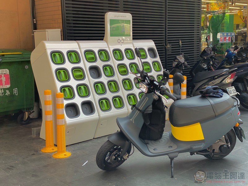 續航力好嗎？ 單電池版 Gogoro VIVA 試乘體驗 + 使用攻略 + 設計細節分享 - 電腦王阿達