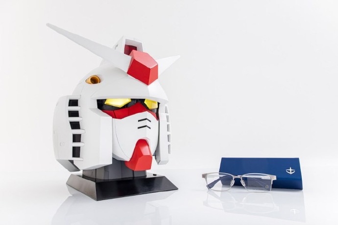 「GUNDAM × OWNDAYS 眼鏡」聯名商品 「GUNDAM HEAD CASE RX-78-2眼鏡盒」預定售價曝光 - 電腦王阿達