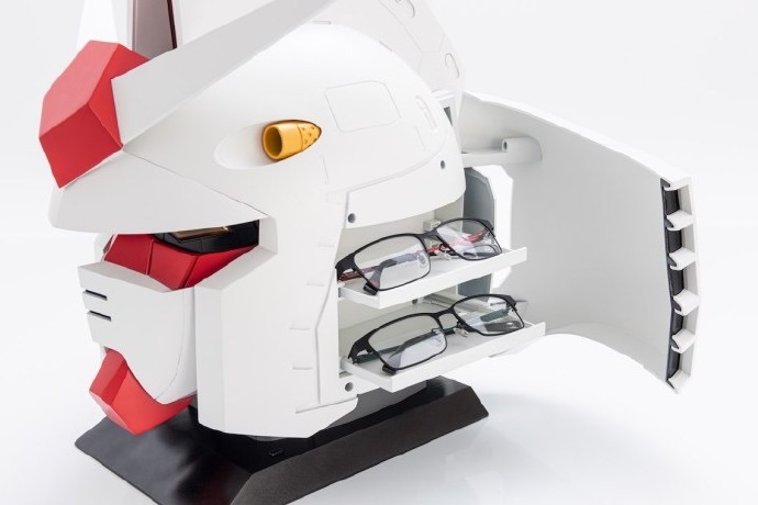 「GUNDAM × OWNDAYS 眼鏡」聯名商品 「GUNDAM HEAD CASE RX-78-2眼鏡盒」預定售價曝光 - 電腦王阿達