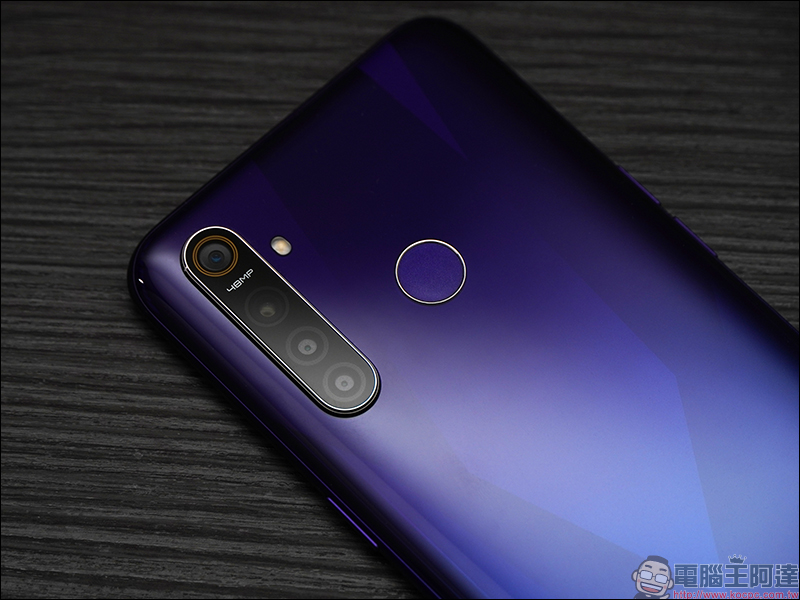 realme 5 Pro 開箱 、評測、動手玩：4800萬畫素四鏡頭主相機、高通S712處理器、4035mAh大電量、VOOC 3.0 閃充 - 電腦王阿達