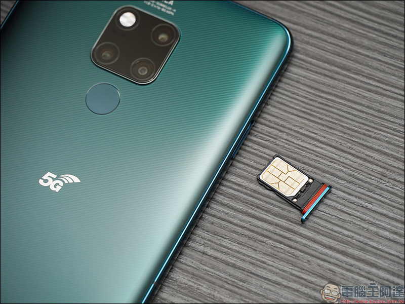 華為 HUAWEI Mate20 X5G 開箱、評測、動手玩：全球首款5G雙模、 7.2吋超大螢幕旗艦級手機 - 電腦王阿達