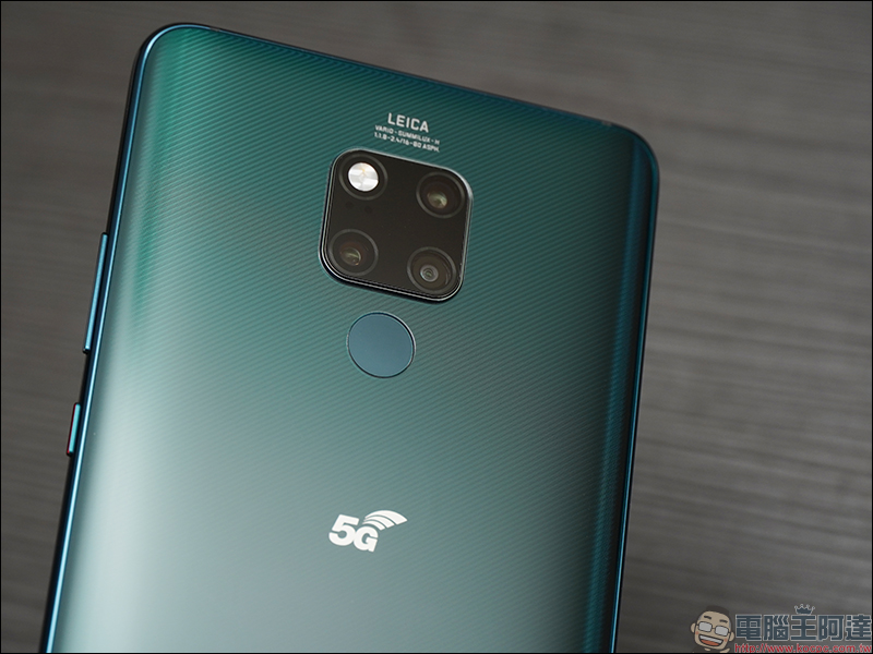 華為 HUAWEI Mate20 X5G 開箱、評測、動手玩：全球首款5G雙模、 7.2吋超大螢幕旗艦級手機 - 電腦王阿達