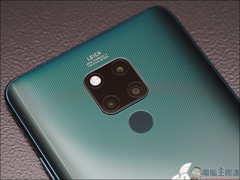 華為 HUAWEI Mate20 X5G 開箱、評測、動手玩：全球首款5G雙模、 7.2吋超大螢幕旗艦級手機 - 電腦王阿達