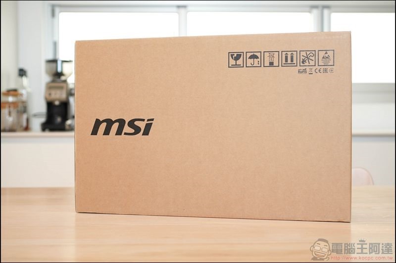 MSI Prestige 15 開箱 - 01