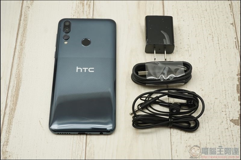 HTC Desire 19s 開箱 - 03