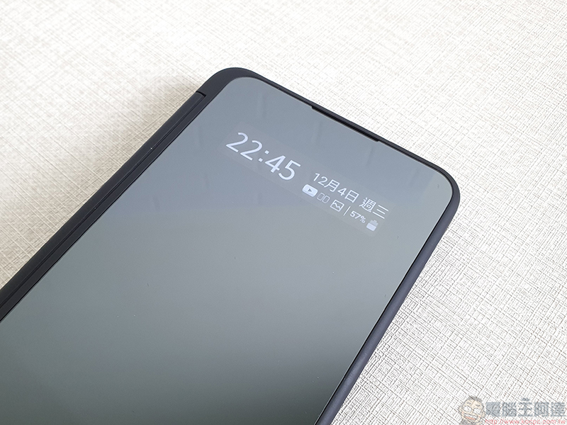 LG G8X ThinQ DualScreen 實測、動手玩，雙螢幕一次滿足你全方位需求 - 電腦王阿達